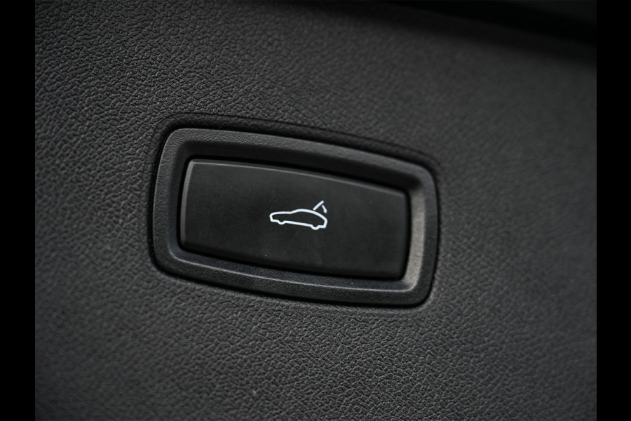 Porsche Cayenne 3.0 E-HYBRID 471pk Sport Design | Panorama dak | Sport-Chrono | Stoel ventilatie | Bose Sound | Innodrive | Luchtvering | 360 Camera |