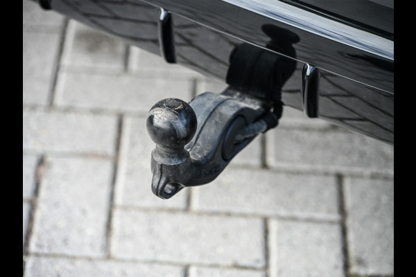 Porsche Cayenne 3.0 E-HYBRID 471pk Sport Design | Panorama dak | Sport-Chrono | Stoel ventilatie | Bose Sound | Innodrive | Luchtvering | 360 Camera |