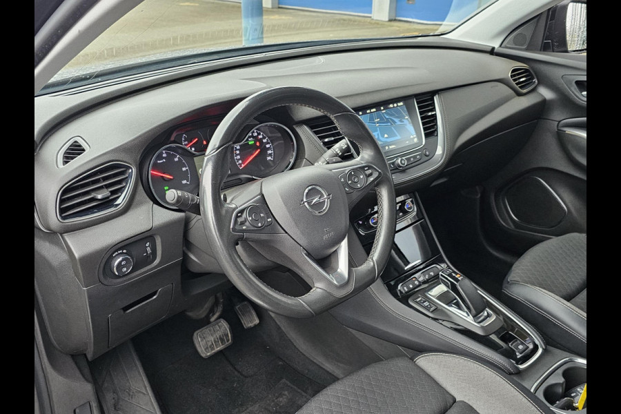 Opel Grandland X 1.6 Turbo Hybrid4 Ultimate Plug in hybrid | Stoelverwarming | Elektrisch bedienbare achterklep | Achteruitrijcamera | Half leder | LED verlichting | Trekhaak | PDC v+a