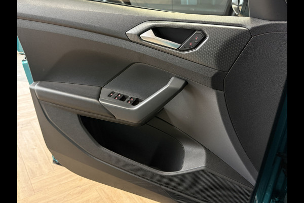 Volkswagen T-Cross 1.0 TSI AUT R-Line | Navi | Led | ACC | Dode hoek | 18" | Beats | PDC V+A | Carplay |