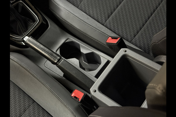 Volkswagen T-Cross 1.0 TSI AUT R-Line | Navi | Led | ACC | Dode hoek | 18" | Beats | PDC V+A | Carplay |