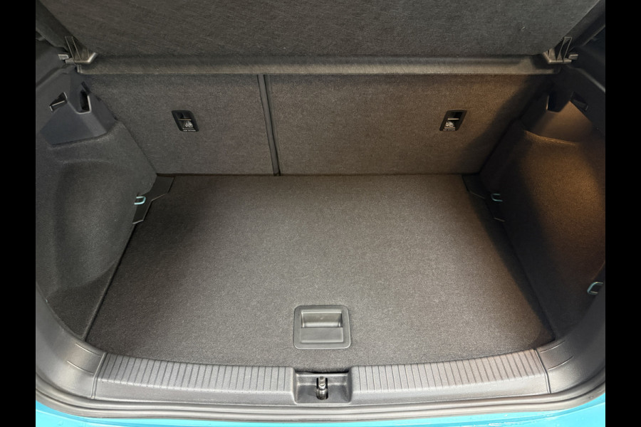 Volkswagen T-Cross 1.0 TSI AUT R-Line | Navi | Led | ACC | Dode hoek | 18" | Beats | PDC V+A | Carplay |