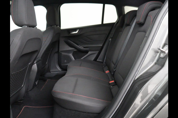 Ford Focus 1.0 EcoBoost Hybrid ST Line X | Trekhaak | Camera | Digital Cockpit | 18'' | Carplay | Navigatie | Full LED | Climate control | Keyless | Bluetooth | Cruise control