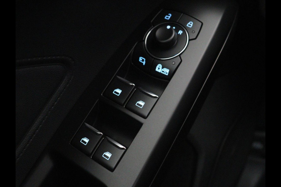 Ford Focus 1.0 EcoBoost Hybrid ST Line X | Trekhaak | Camera | Digital Cockpit | 18'' | Carplay | Navigatie | Full LED | Climate control | Keyless | Bluetooth | Cruise control