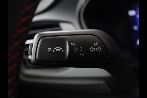 Ford Focus 1.0 EcoBoost Hybrid ST Line X | Trekhaak | Camera | Digital Cockpit | 18'' | Carplay | Navigatie | Full LED | Climate control | Keyless | Bluetooth | Cruise control