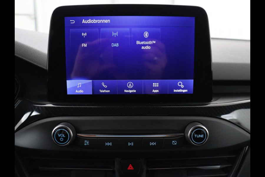 Ford Focus 1.0 EcoBoost Hybrid ST Line X | Trekhaak | Camera | Digital Cockpit | 18'' | Carplay | Navigatie | Full LED | Climate control | Keyless | Bluetooth | Cruise control