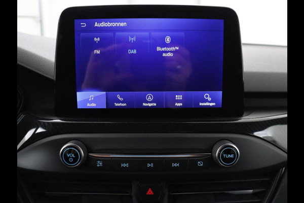 Ford Focus 1.0 EcoBoost Hybrid ST Line X | Trekhaak | Camera | Digital Cockpit | 18'' | Carplay | Navigatie | Full LED | Climate control | Keyless | Bluetooth | Cruise control