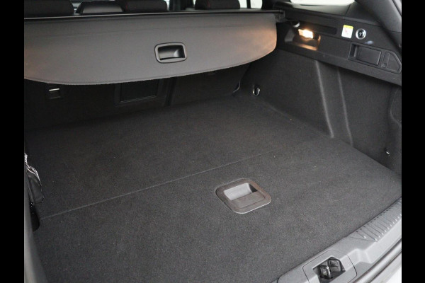 Ford Focus 1.0 EcoBoost Hybrid ST Line X | Trekhaak | Camera | Digital Cockpit | 18'' | Carplay | Navigatie | Full LED | Climate control | Keyless | Bluetooth | Cruise control