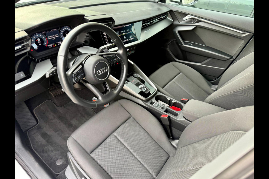Audi A3 Limousine 30 TFSI Pro Line, NAP, CarPlay, LED, Virtual Cockpit