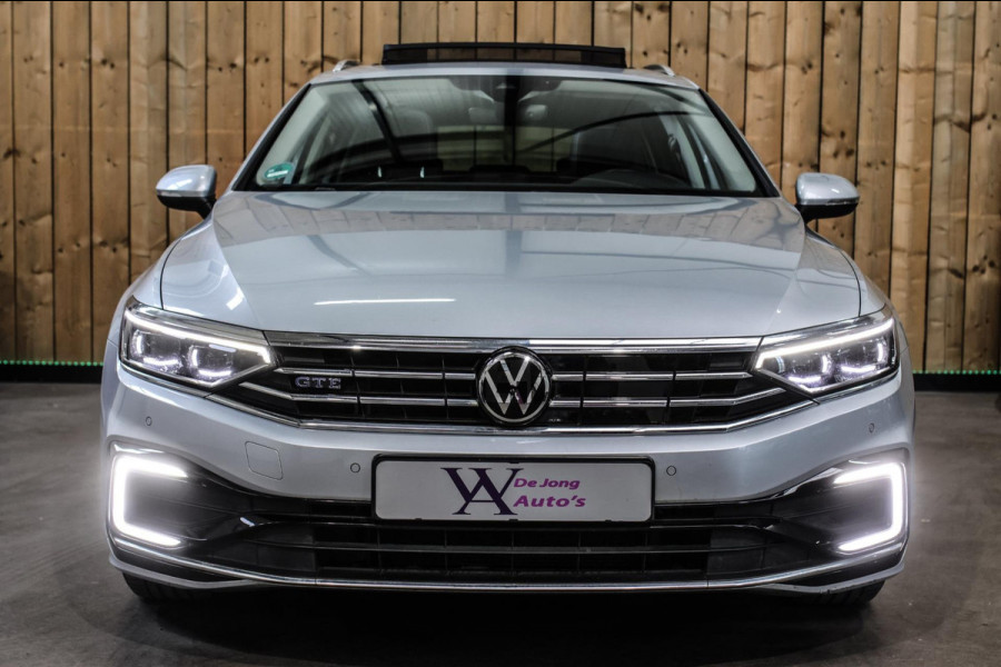 Volkswagen Passat Variant 1.4 TSI PHEV GTE *Pano*Led*Camera*Trekhaak*
