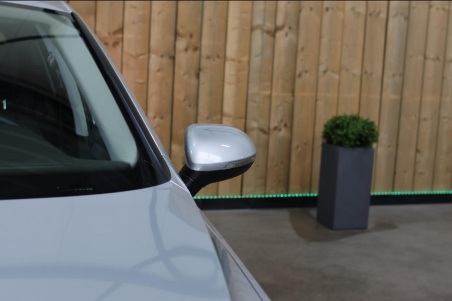 Volkswagen Passat Variant 1.4 TSI PHEV GTE *Pano*Led*Camera*Trekhaak*