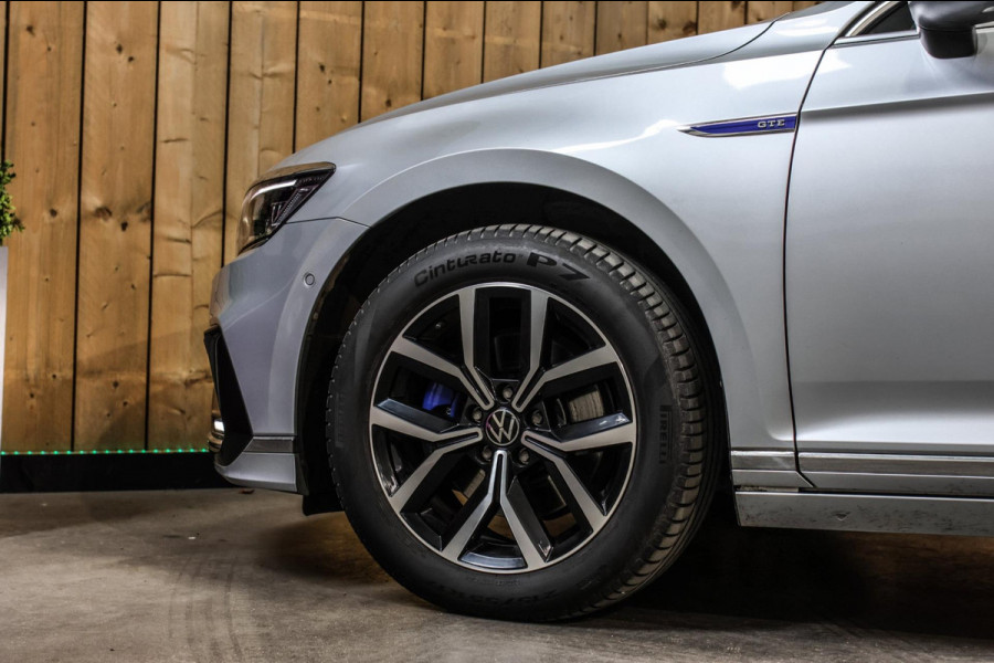 Volkswagen Passat Variant 1.4 TSI PHEV GTE *Pano*Led*Camera*Trekhaak*