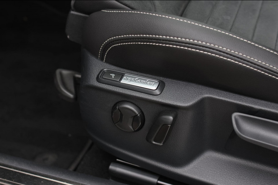 Volkswagen Passat Variant 1.4 TSI PHEV GTE *Pano*Led*Camera*Trekhaak*