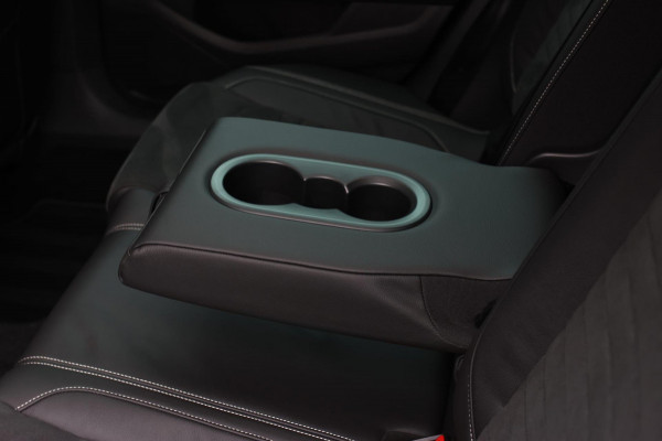 Volkswagen Passat Variant 1.4 TSI PHEV GTE *Pano*Led*Camera*Trekhaak*