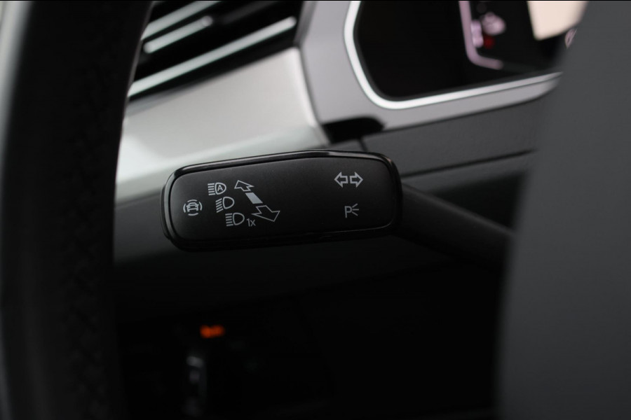 Volkswagen Passat Variant 1.4 TSI PHEV GTE *Pano*Led*Camera*Trekhaak*