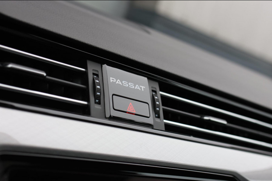 Volkswagen Passat Variant 1.4 TSI PHEV GTE *Pano*Led*Camera*Trekhaak*