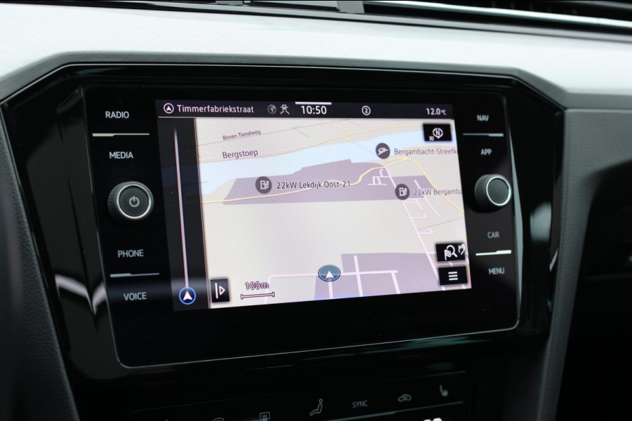 Volkswagen Passat Variant 1.4 TSI PHEV GTE *Pano*Led*Camera*Trekhaak*