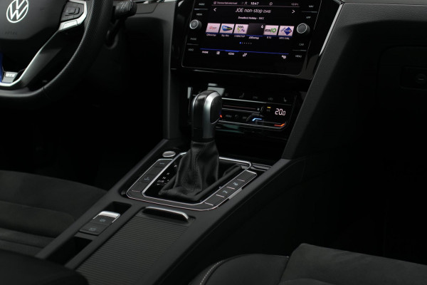Volkswagen Passat Variant 1.4 TSI PHEV GTE *Pano*Led*Camera*Trekhaak*