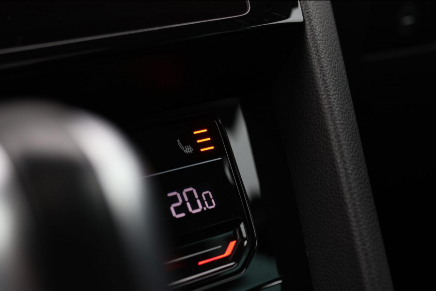 Volkswagen Passat Variant 1.4 TSI PHEV GTE *Pano*Led*Camera*Trekhaak*