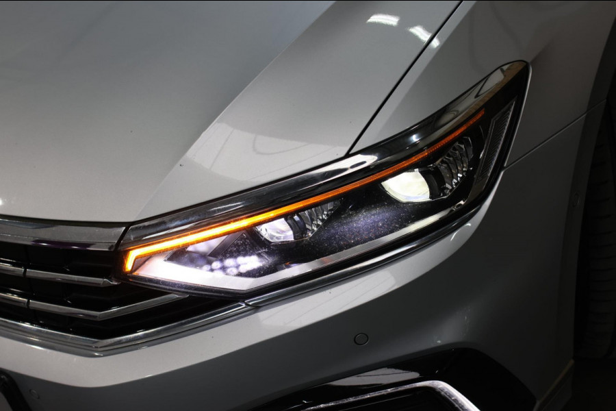 Volkswagen Passat Variant 1.4 TSI PHEV GTE *Pano*Led*Camera*Trekhaak*
