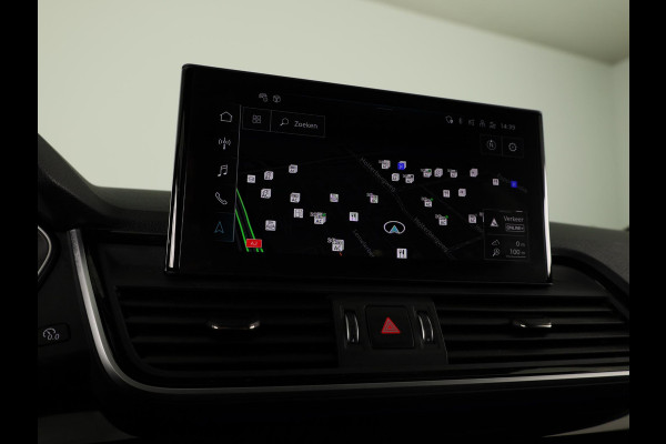 Audi Q5 50 TFSI e Advanced edition 299 pk S-tronic | Navigatie | Panoramadak | Parkeersensoren (Park assist) | Rondomzicht camera | Lederenbekleding | Stoelverwarming |