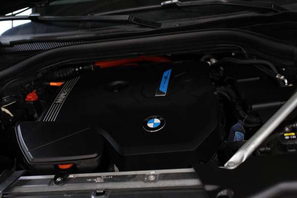 BMW X3 XDrive30e M-Sport *Pano*M-Stoelen*H/K*Head-Up*