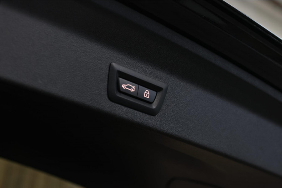 BMW X3 XDrive30e M-Sport *Pano*M-Stoelen*H/K*Head-Up*