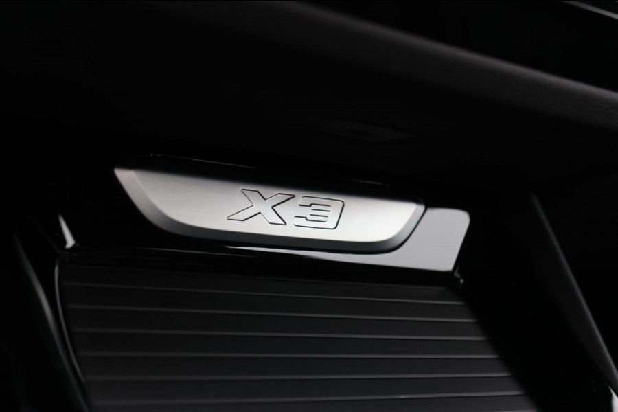 BMW X3 XDrive30e M-Sport *Pano*M-Stoelen*H/K*Head-Up*