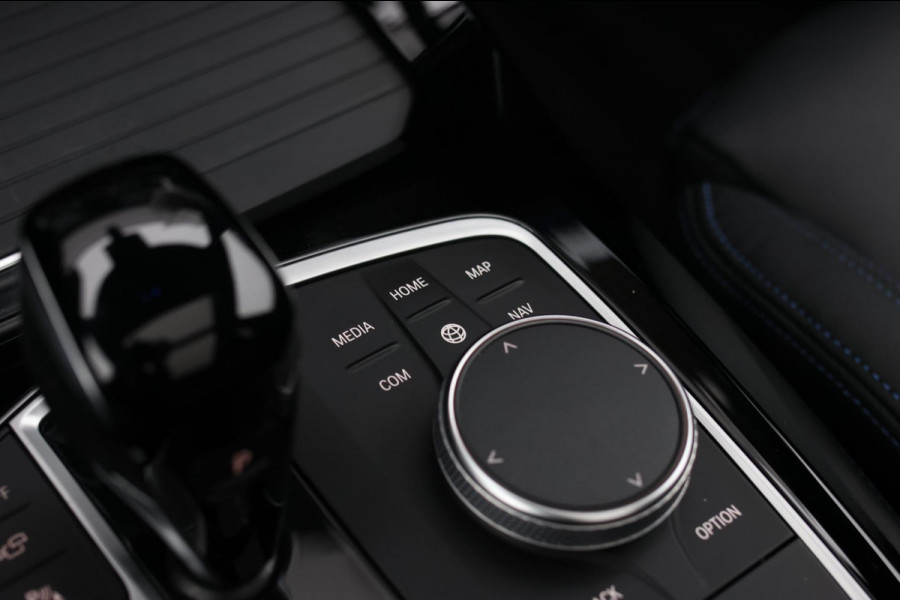 BMW X3 XDrive30e M-Sport *Pano*M-Stoelen*H/K*Head-Up*