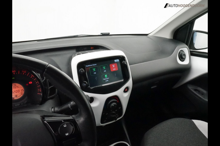 Citroën C1 1.0 VTi Millenium Sport (APPLE CARPLAY,CRUISE CONTROL,SPORTSTOELEN,DAB,ELEKTRISCHE RAMEN,START-STOP,TOPCONDITIE)