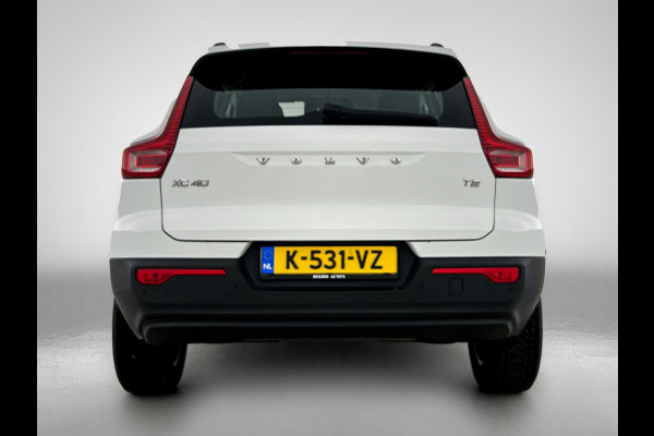 Volvo XC40 1.5 T2 130PK Momentum Core / Airco-ecc./ Xenon / Navigatie / Lmv./ Pdc.A / Radio multimedia / Apk 03-2027