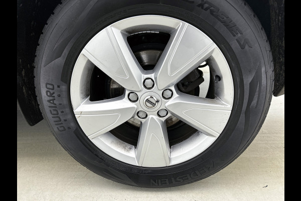Volvo XC40 1.5 T2 130PK Momentum Core / Airco-ecc./ Xenon / Navigatie / Lmv./ Pdc.A / Radio multimedia / Apk 03-2027