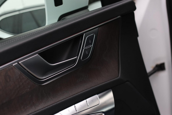 Audi A6 AVANT 55 TFSI Quattro S-Line *Pano*B&O Advanced*Achteras besturing*Soft-Close*