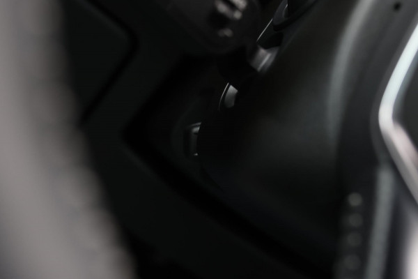 Audi A6 AVANT 55 TFSI Quattro S-Line *Pano*B&O Advanced*Achteras besturing*Soft-Close*