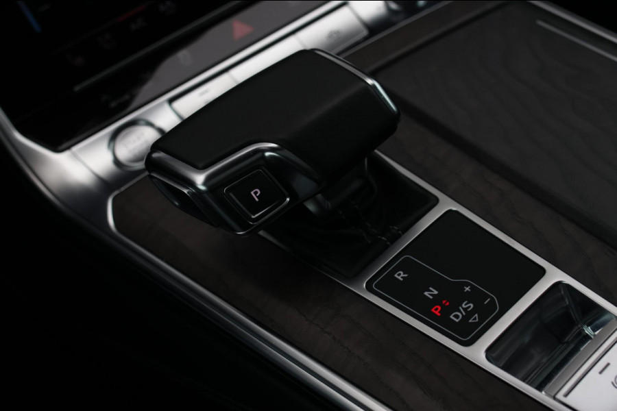 Audi A6 AVANT 55 TFSI Quattro S-Line *Pano*B&O Advanced*Achteras besturing*Soft-Close*