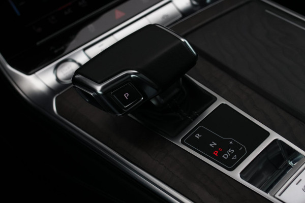 Audi A6 AVANT 55 TFSI Quattro S-Line *Pano*B&O Advanced*Achteras besturing*Soft-Close*