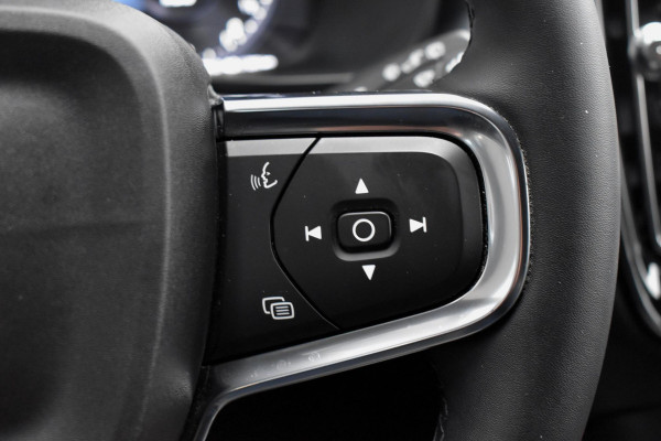 Volvo XC40 1.5 T4 Recharge 211PK Aut. Inscription Expression | Elektr. voorstoelen | LED | Navi | Camera | BLiS | Incl. garantie