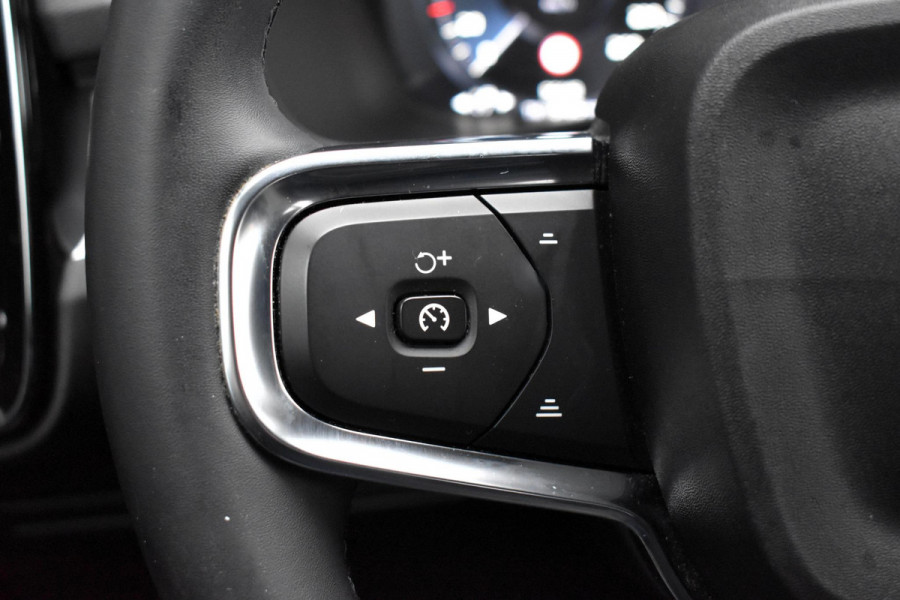 Volvo XC40 1.5 T4 Recharge 211PK Aut. Inscription Expression | Elektr. voorstoelen | LED | Navi | Camera | BLiS | Incl. garantie