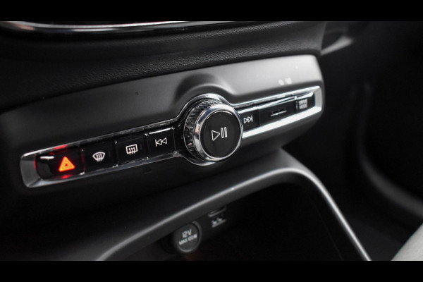 Volvo XC40 1.5 T4 Recharge 211PK Aut. Inscription Expression | Elektr. voorstoelen | LED | Navi | Camera | BLiS | Incl. garantie