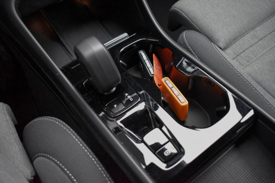 Volvo XC40 1.5 T4 Recharge 211PK Aut. Inscription Expression | Elektr. voorstoelen | LED | Navi | Camera | BLiS | Incl. garantie