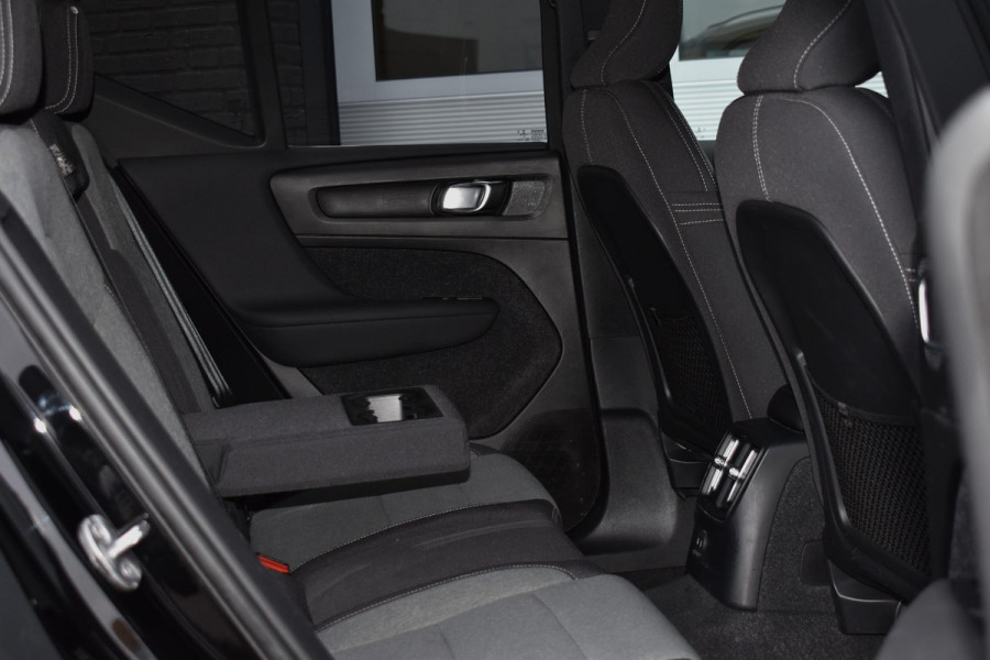 Volvo XC40 1.5 T4 Recharge 211PK Aut. Inscription Expression | Elektr. voorstoelen | LED | Navi | Camera | BLiS | Incl. garantie