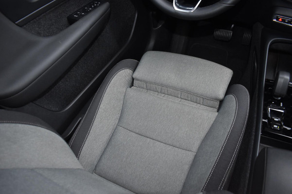 Volvo XC40 1.5 T4 Recharge 211PK Aut. Inscription Expression | Elektr. voorstoelen | LED | Navi | Camera | BLiS | Incl. garantie