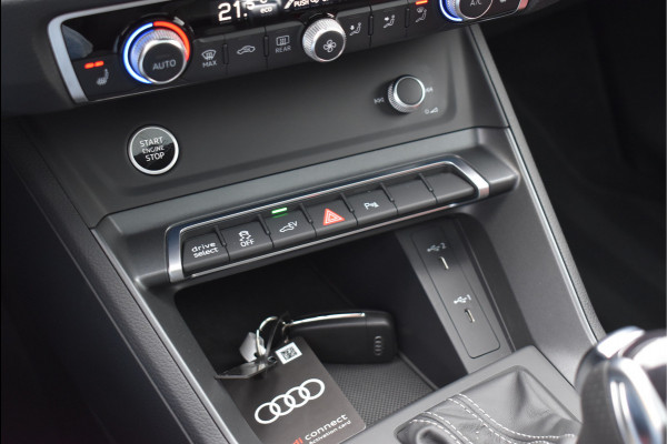 Audi Q3 Sportback 45 TFSI e S-Line 245 Pk Pano Sonos 360 Leder Matrix Trekhaak Keyless ACC 20 Inch