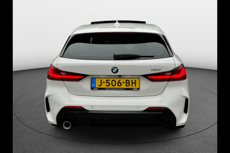BMW 1-serie 118i High Executive Edition M-PAKKET l PANO l