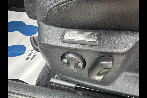 Volkswagen Passat 2.0 TDI Business Edition R l ACC l PANO l XENON