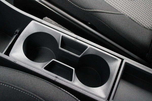 Ford E-Transit Cour. Trend 44 kWh 136pk - Stoel/Stuurverwarming - Camera - Cruise - Carplay/Android - Rijklaar