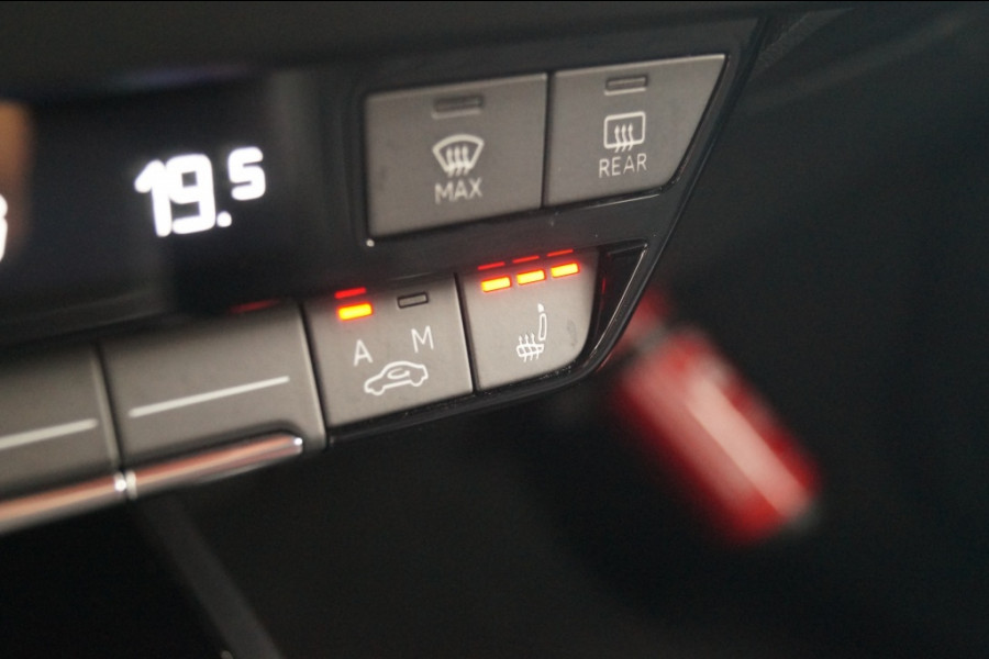 Audi Q4 Sportback e-tron 40 S-Line Edition 77kWh -SOH95%-PANO-ECC-NAVI-PDC-