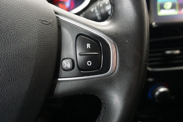 Renault Clio Estate 0.9 TCe Limited/Dealeronderhouden/17Inch.LMV/ Trekhaak.