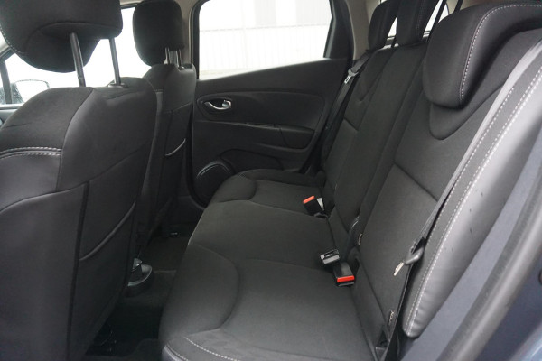 Renault Clio Estate 0.9 TCe Limited/Dealeronderhouden/17Inch.LMV/ Trekhaak.