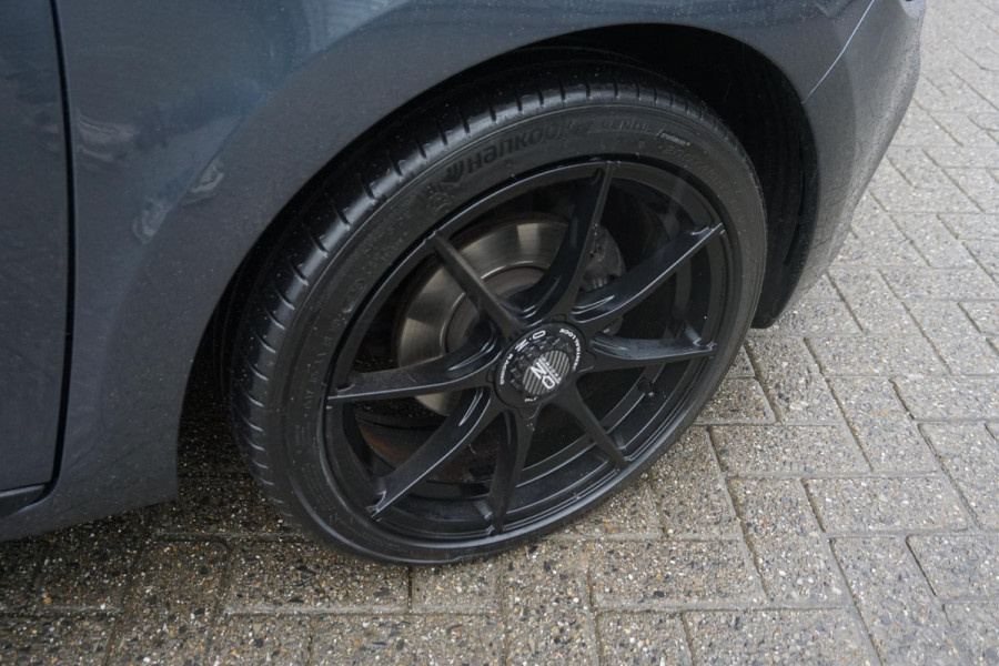 Renault Clio Estate 0.9 TCe Limited/Dealeronderhouden/17Inch.LMV/ Trekhaak.